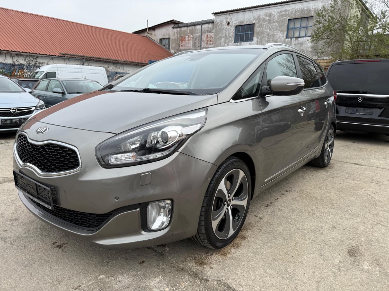 Kia Carens Spirit 1.7 CRDI*R-CAM*KEYLESS*XENON*
