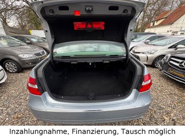Mercedes E 250 - 10