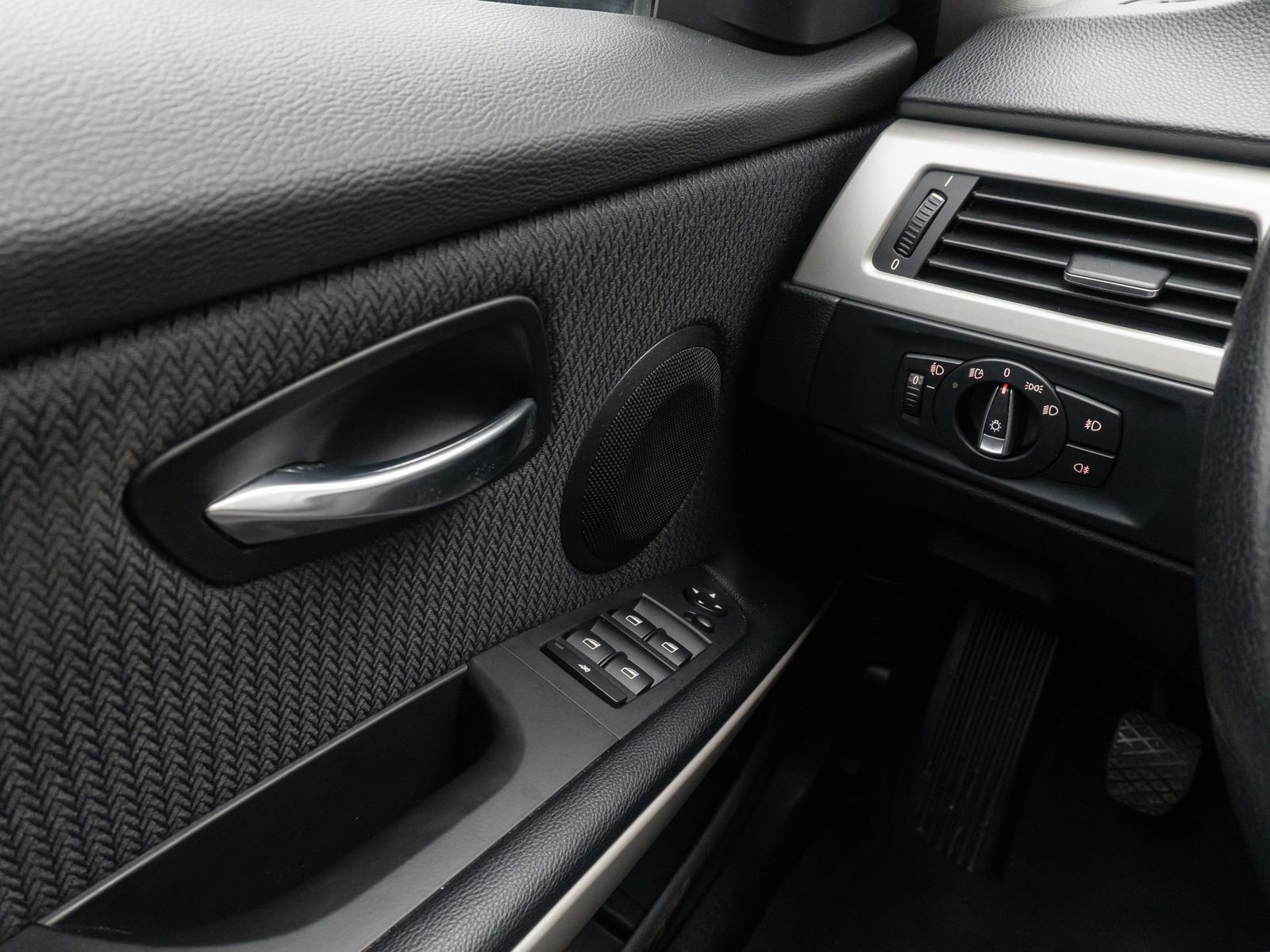 Fahrzeugabbildung BMW 316d Touring PDC KlimaAut Tempomat Multilenkrad