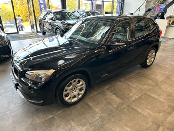 BMW X1 sDrive *TÜV0928*VOLL-LEDER*NAVI*PDC*2-ZONEN*