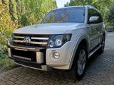 Mitsubishi Pajero 3,8 V6 MIVEC 4WD Instyle Automatik - Mitsubishi: V6