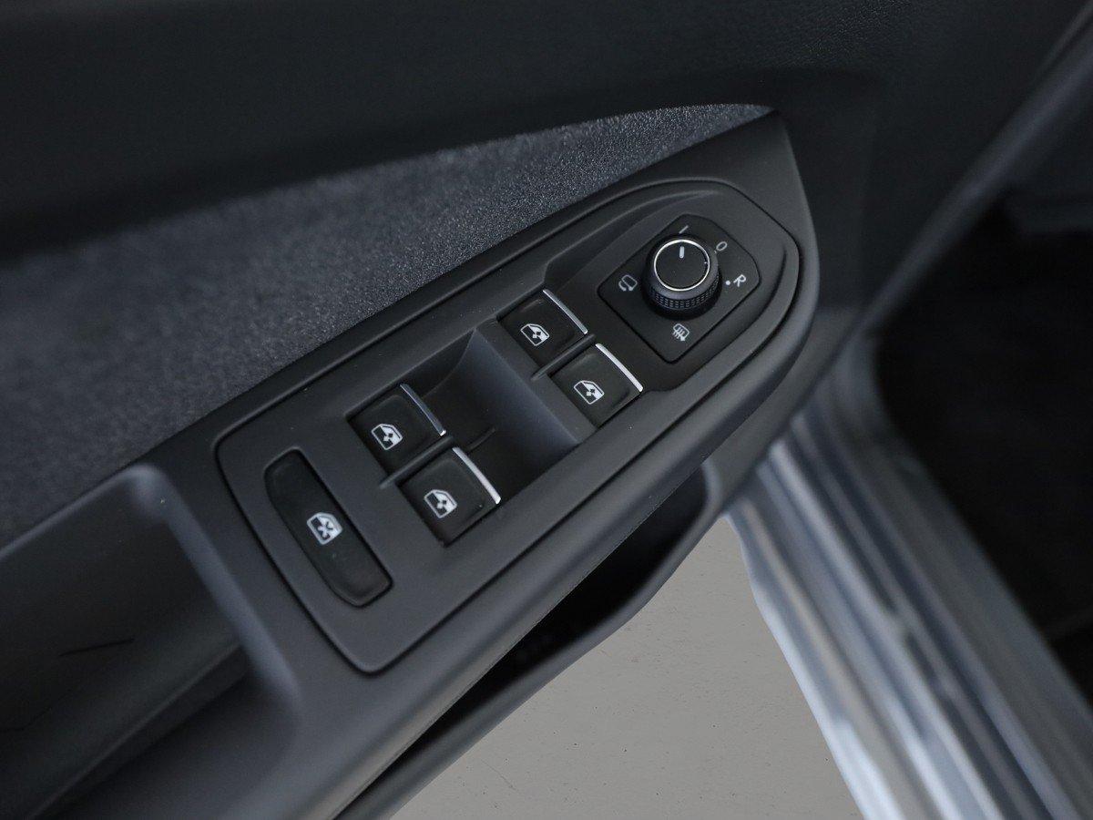Volkswagen Golf VIII Variant Life 1.5 eTSI DSG MATRIX+APP, миниатюра 14