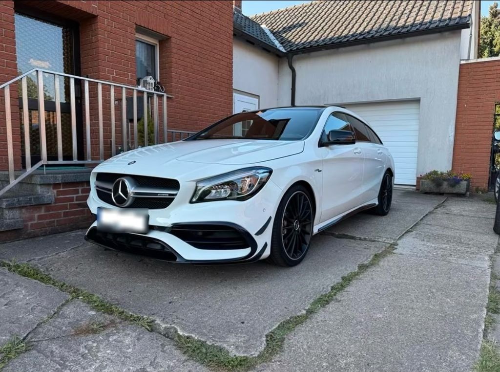 Image of Mercedes-Benz CLA 45 AMG Shooting Brake