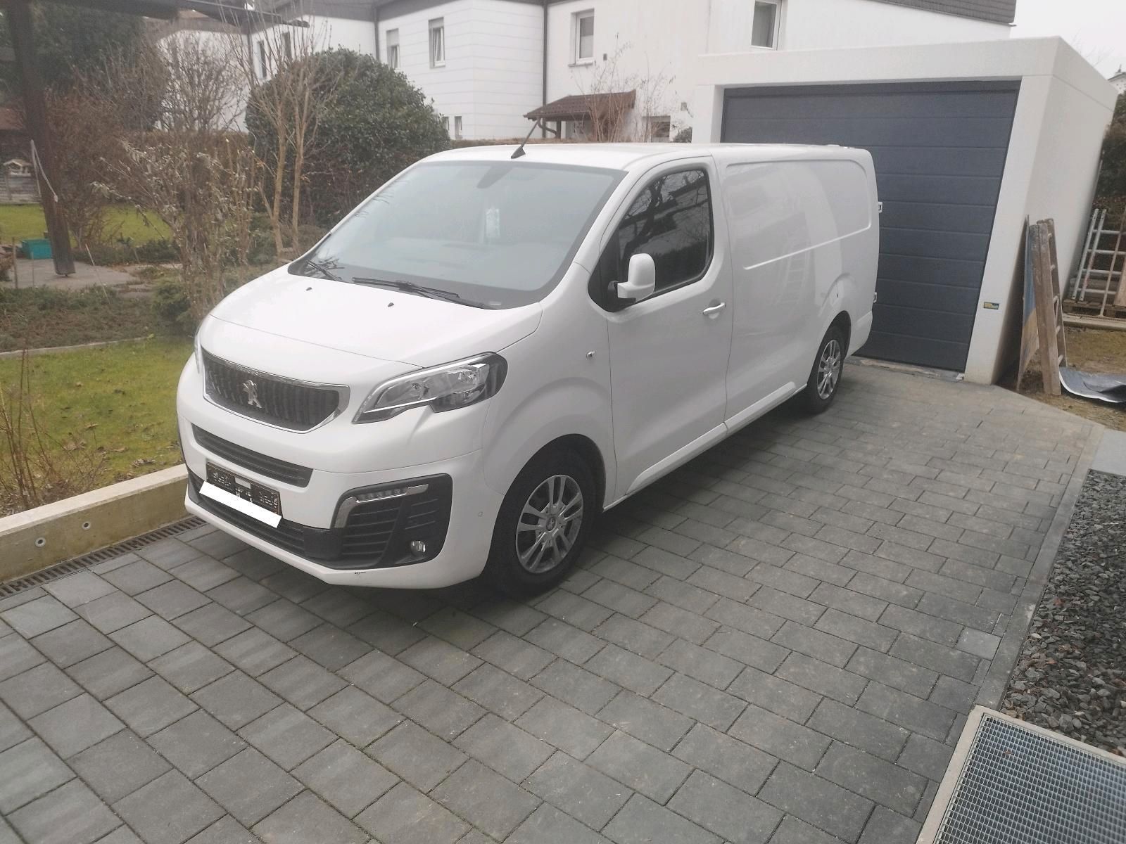 PEUGEOT Expert