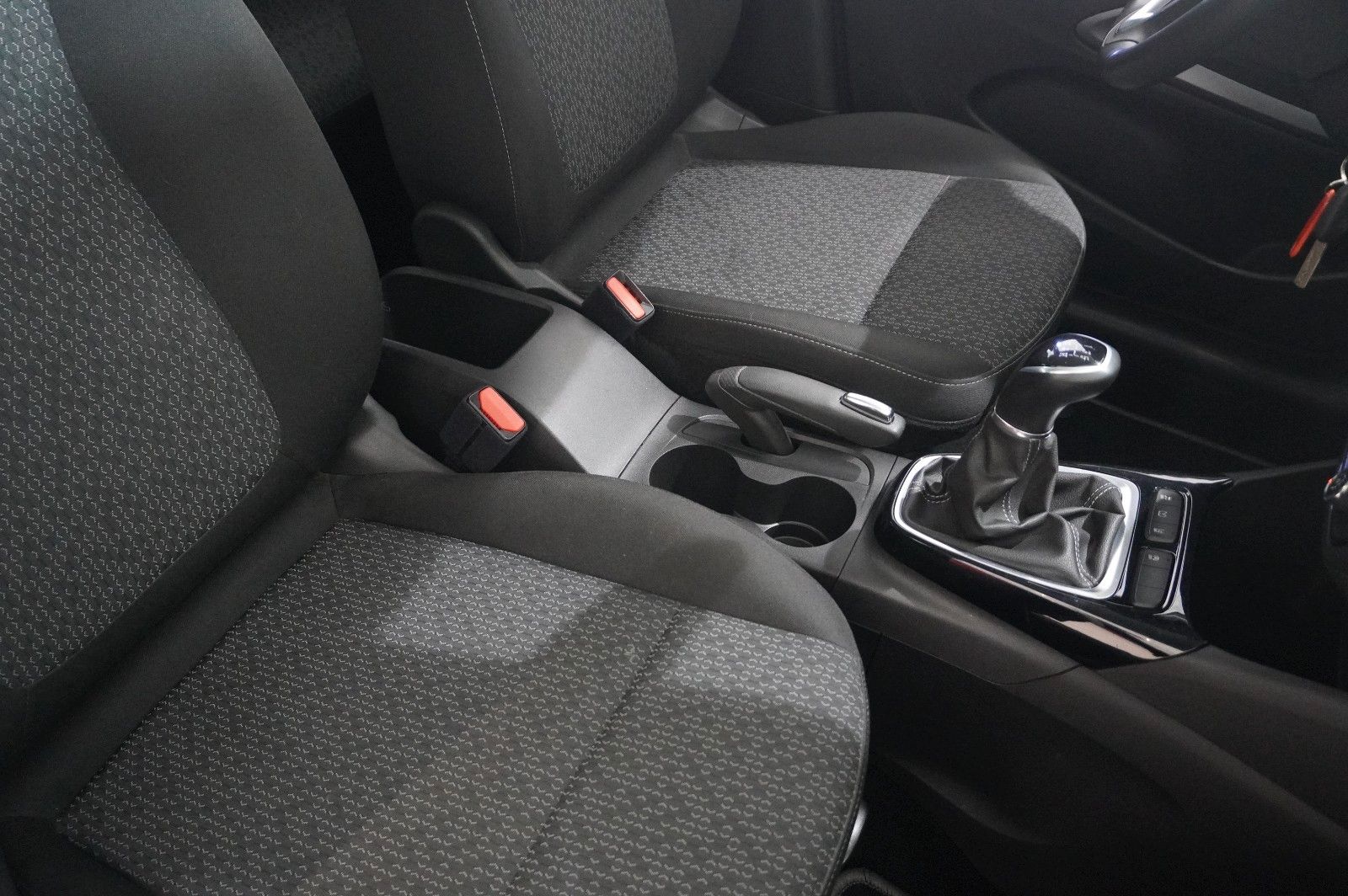 Fahrzeugabbildung Opel Crossland (X) 1.2 EDITION NAVI/LED/KAMERA/DAB+