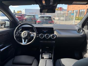 2023 Mercedes-BENZ EQA — миниатюра 18