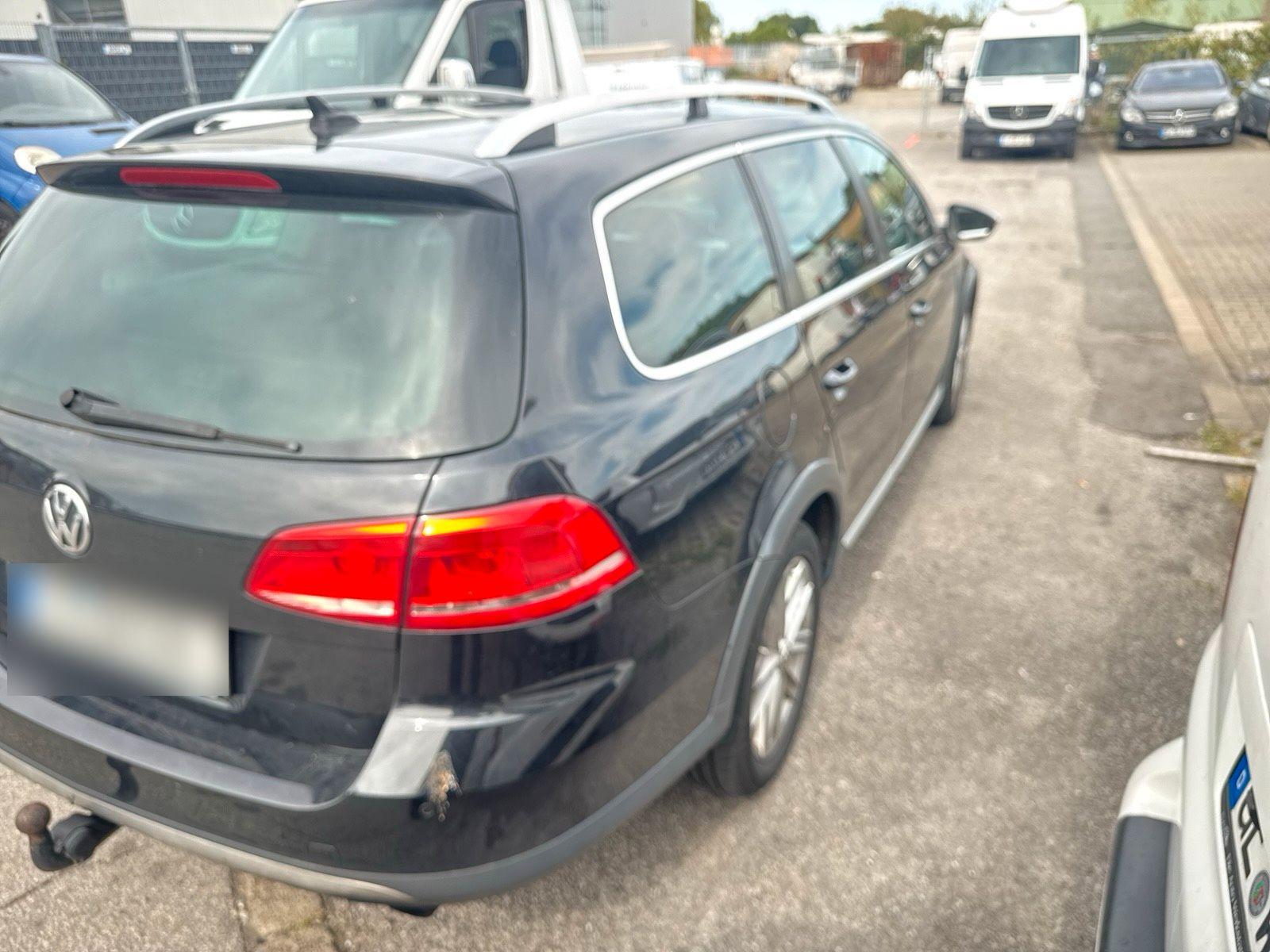 Volkswagen Passat 2012 — engine 177 HP (130kW)