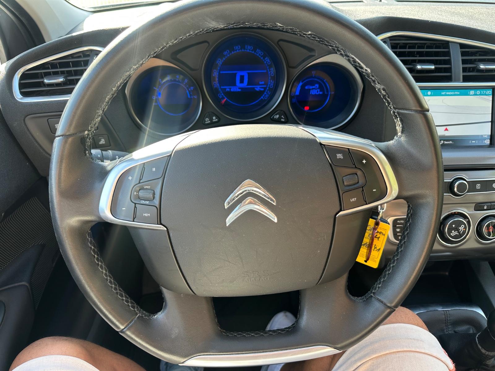 Citroën C4 Lim. Navi/PDC/AHK