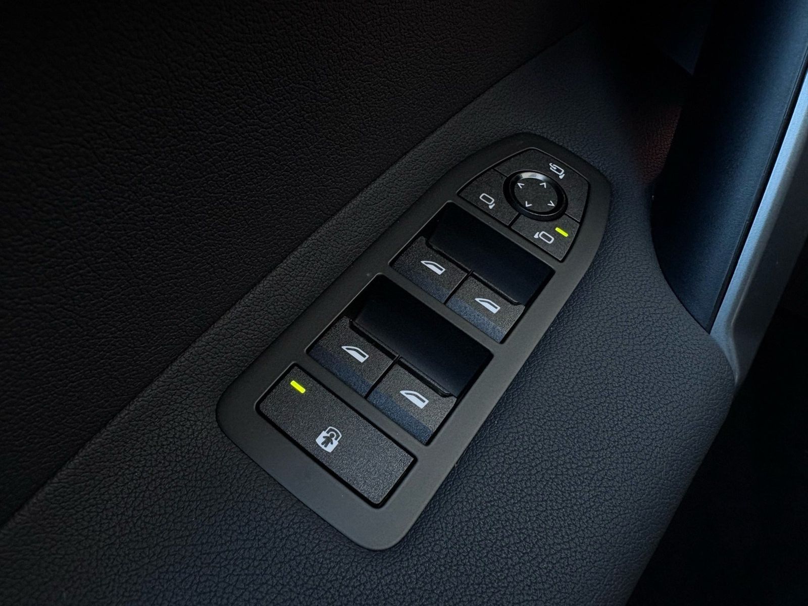 BMW iX - Bild 11