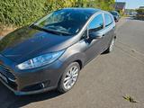 Ford Fiesta Titanium*KeylessGo*AHK*TÜV*Wie Neu - Ford Fiesta mit Anhängerkupplung