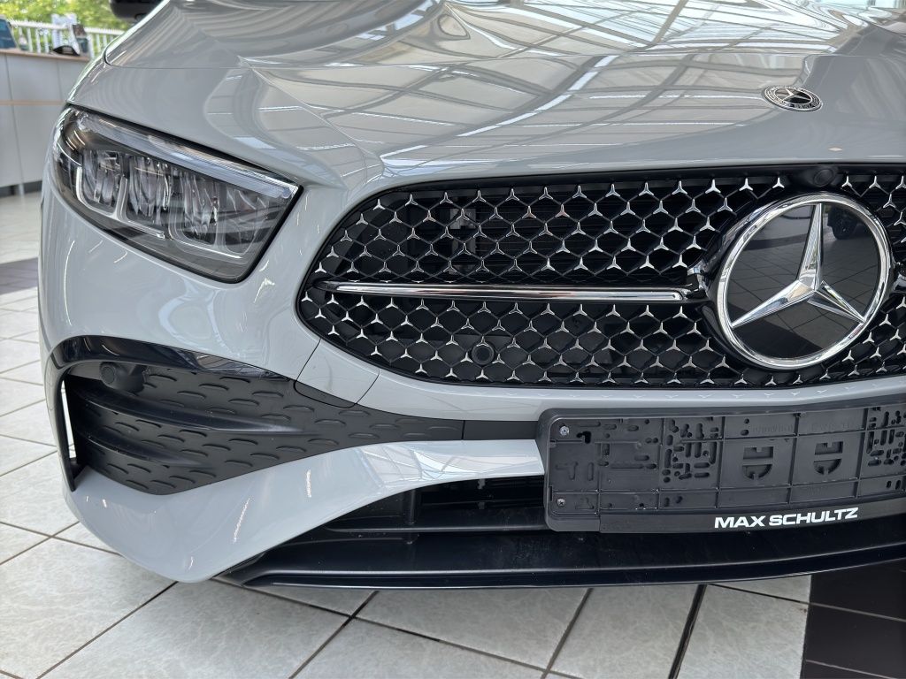 Fahrzeugabbildung Mercedes-Benz A 200 AMG*NIGHT*AHK*TOTW*KAM*LENKR-HEIZUNG