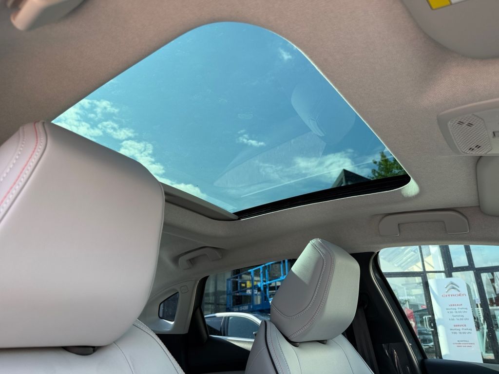 Fahrzeugabbildung Citroën C4 X Hybrid 145 MAX Vollausstattung