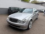Mercedes-Benz E 240 Classic - Mercedes-Benz E 240 mit Panoramadach