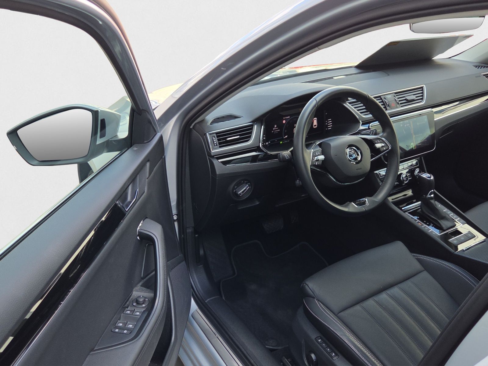 Skoda Superb - Bild 15