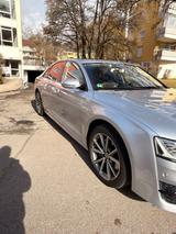 Audi A8 3.0 TDI tiptronic quattro - - Audi A8 Gebrauchtwagen in Stuttgart