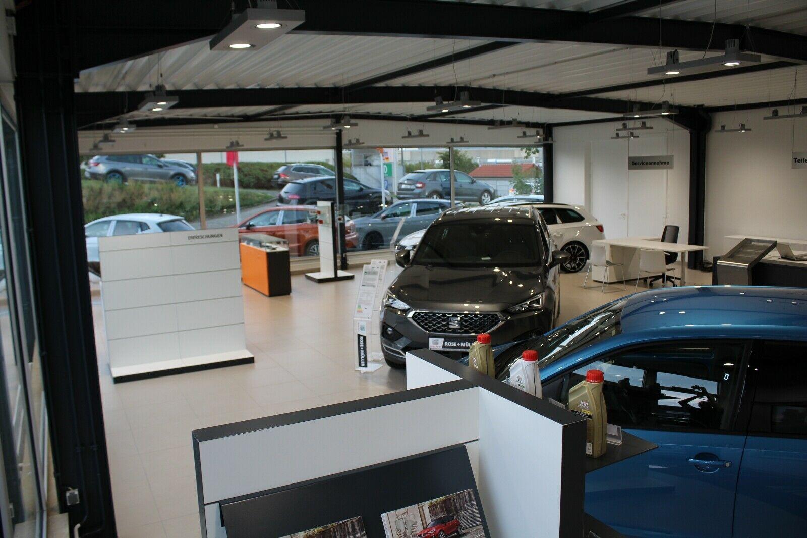 showroom-image-bottom