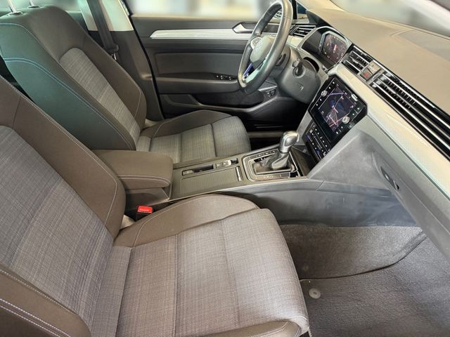 Passat Variant GTE 1.4 eHybrid R-LINE +AHK+PANO+