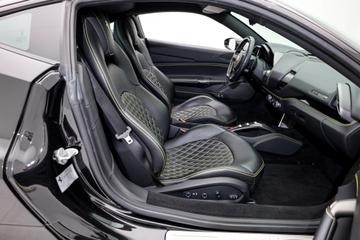 صورة مصغرة 25 لـ 2016 Ferrari 488 GTB