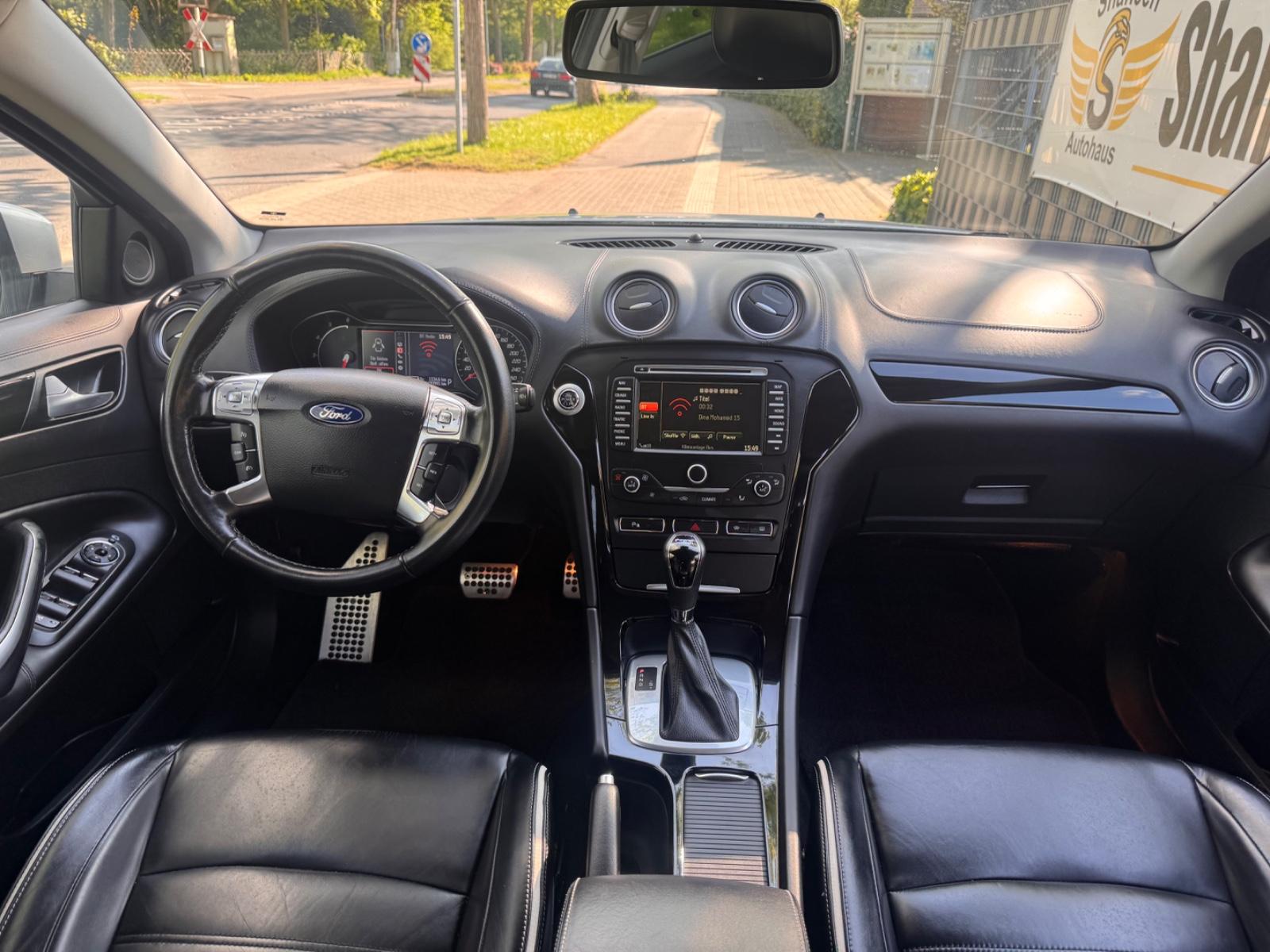 Ford Mondeo 2014 — photo 12
