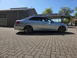 Mercedes-Benz E 350 4MATIC AVANTGARDE  - Mercedes-Benz E 350 mit Benzin-Antrieb: Limousine