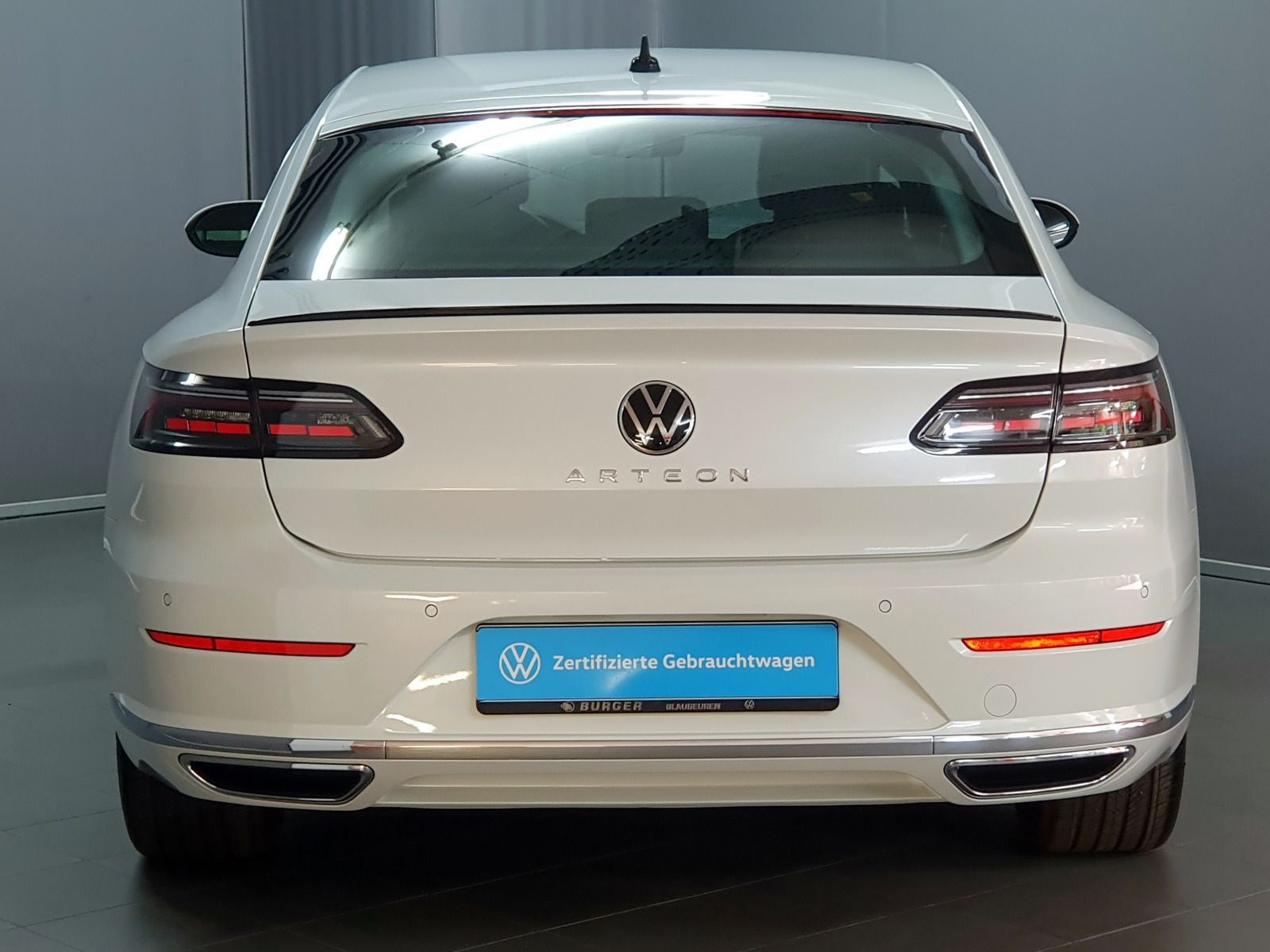 Volkswagen Arteon 2.0FSI DSG R-Line ACC IQ.LIGHT RFK AppCon foto 5