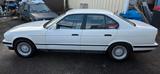 BMW e34 525i 24v - BMW 525: 525i 24v