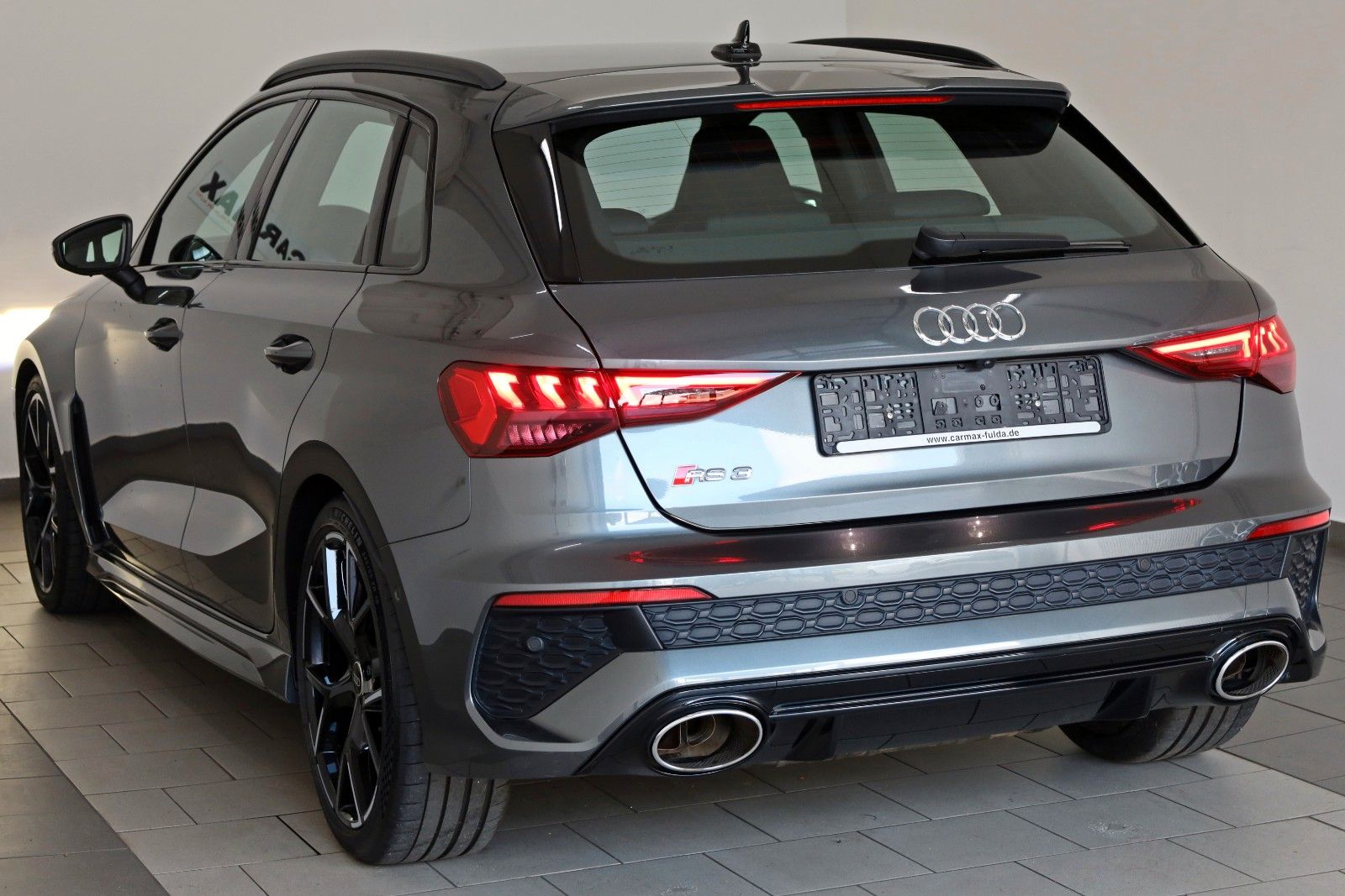 Fahrzeugabbildung Audi RS3 SB quattro Optik/Assistenz Pak,ACC,B&O,LED