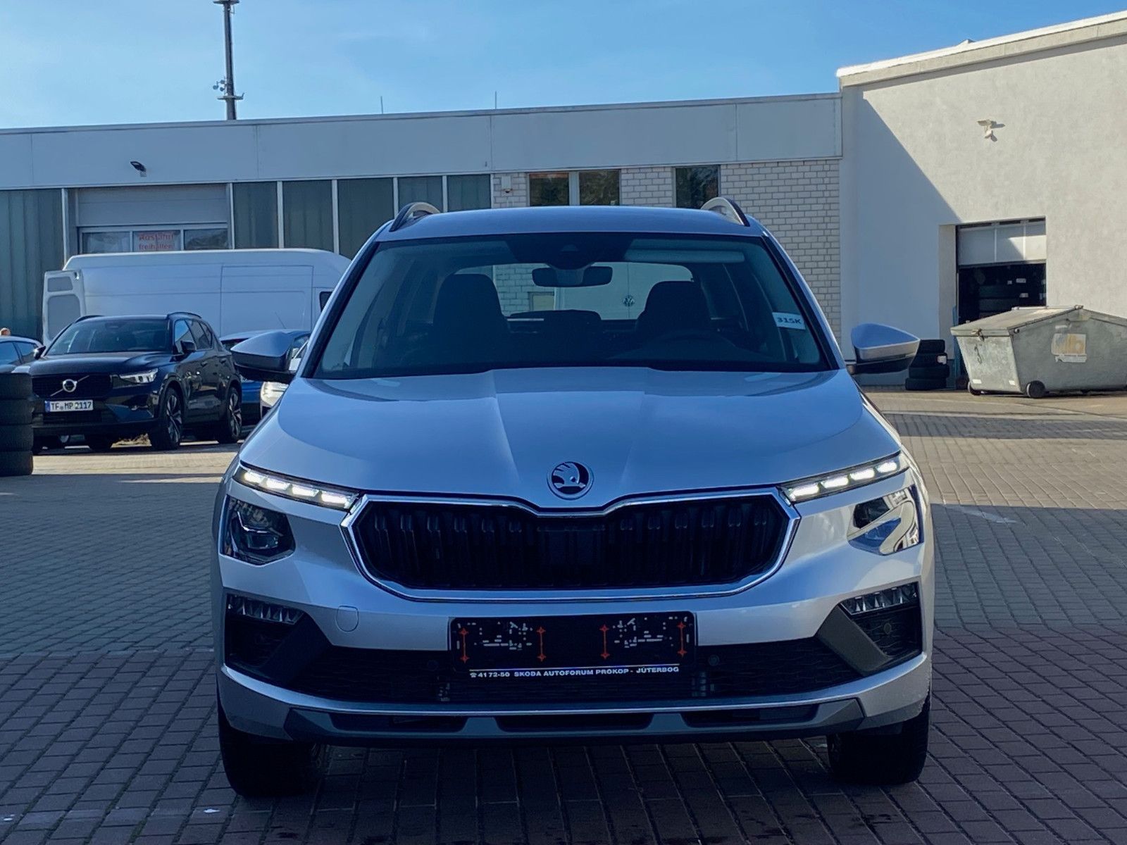 Fahrzeugabbildung SKODA Kamiq 1.0 TSI Drive *LED*FSH*KAMERA*SMARTLINK*