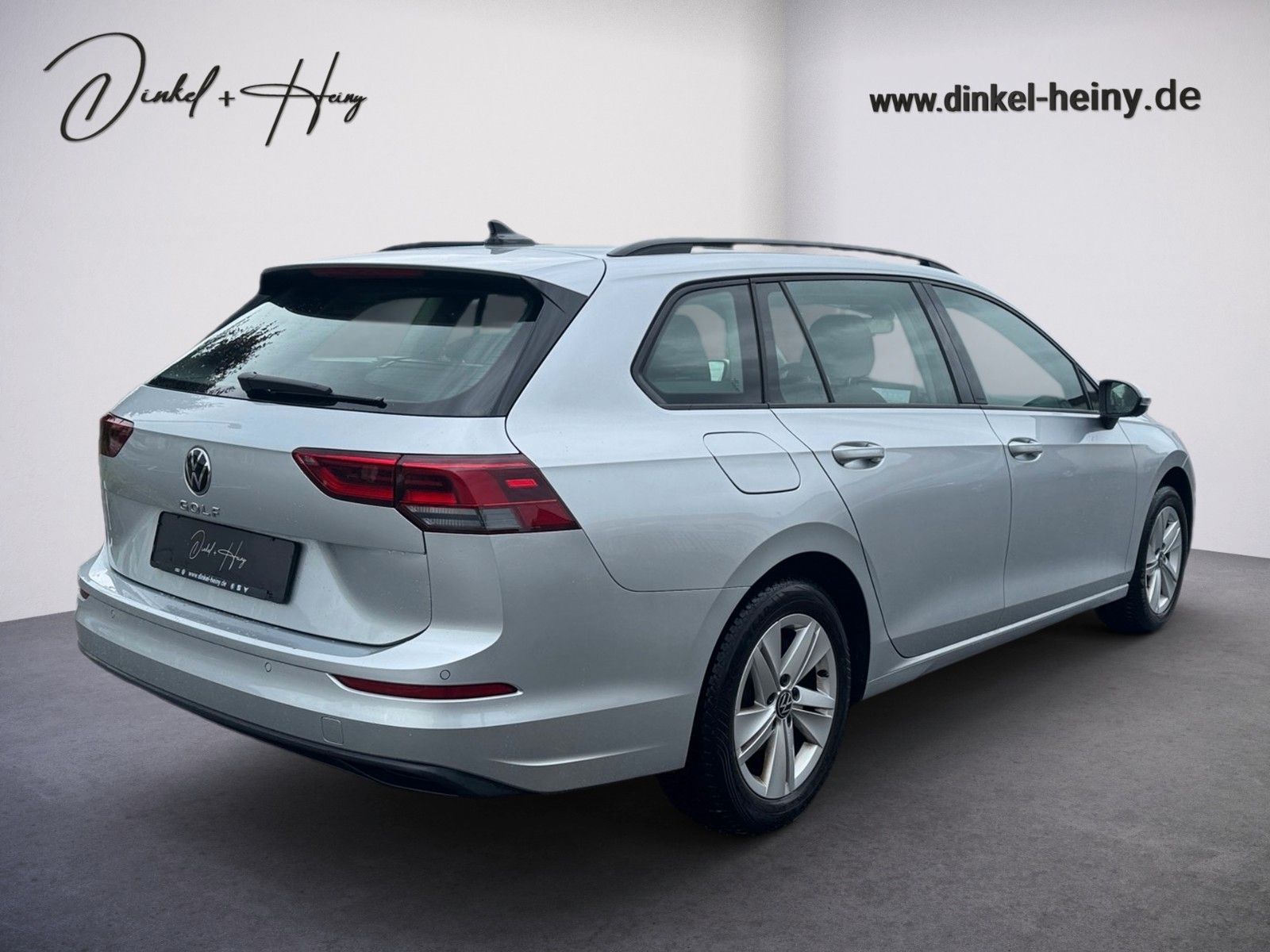 Fahrzeugabbildung Volkswagen Golf VIII Variant Life 2.0 TDI