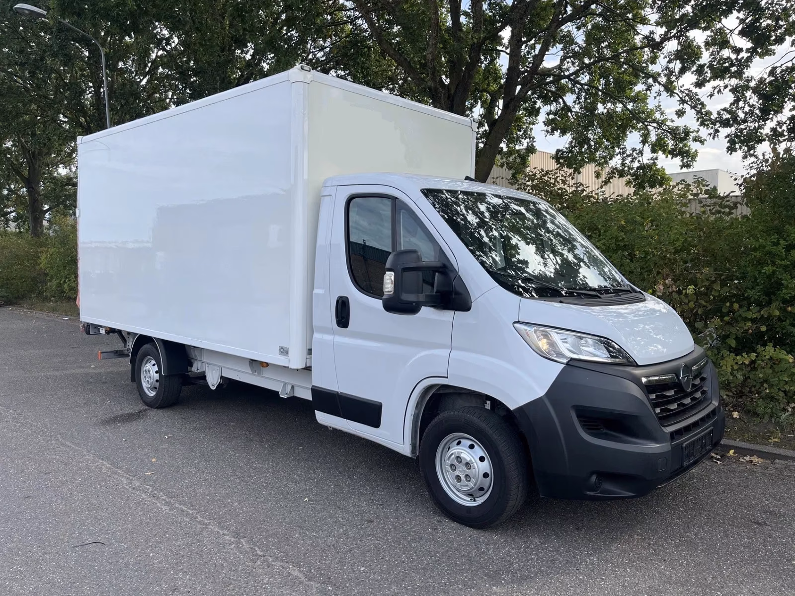 Opel Movano 2.2D * 140 pk * A/C * d'Hollandia 750kg
