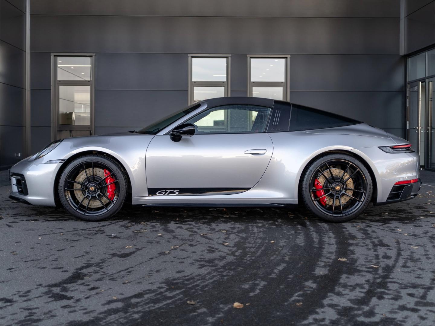 Porsche 992 Targa 4 GTS BOSE InnoDrive Surround-View