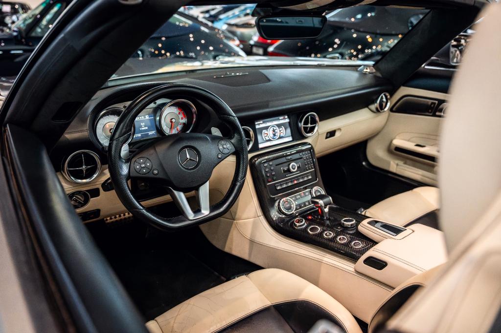 Mercedes-Benz SLS AMG