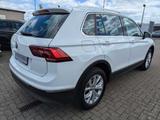 Volkswagen Tiguan 2.0 TSI 4Motion BMT DSG Highline 1.Hand/S - mit Benzin-Antrieb: Geländewagen, 1.0