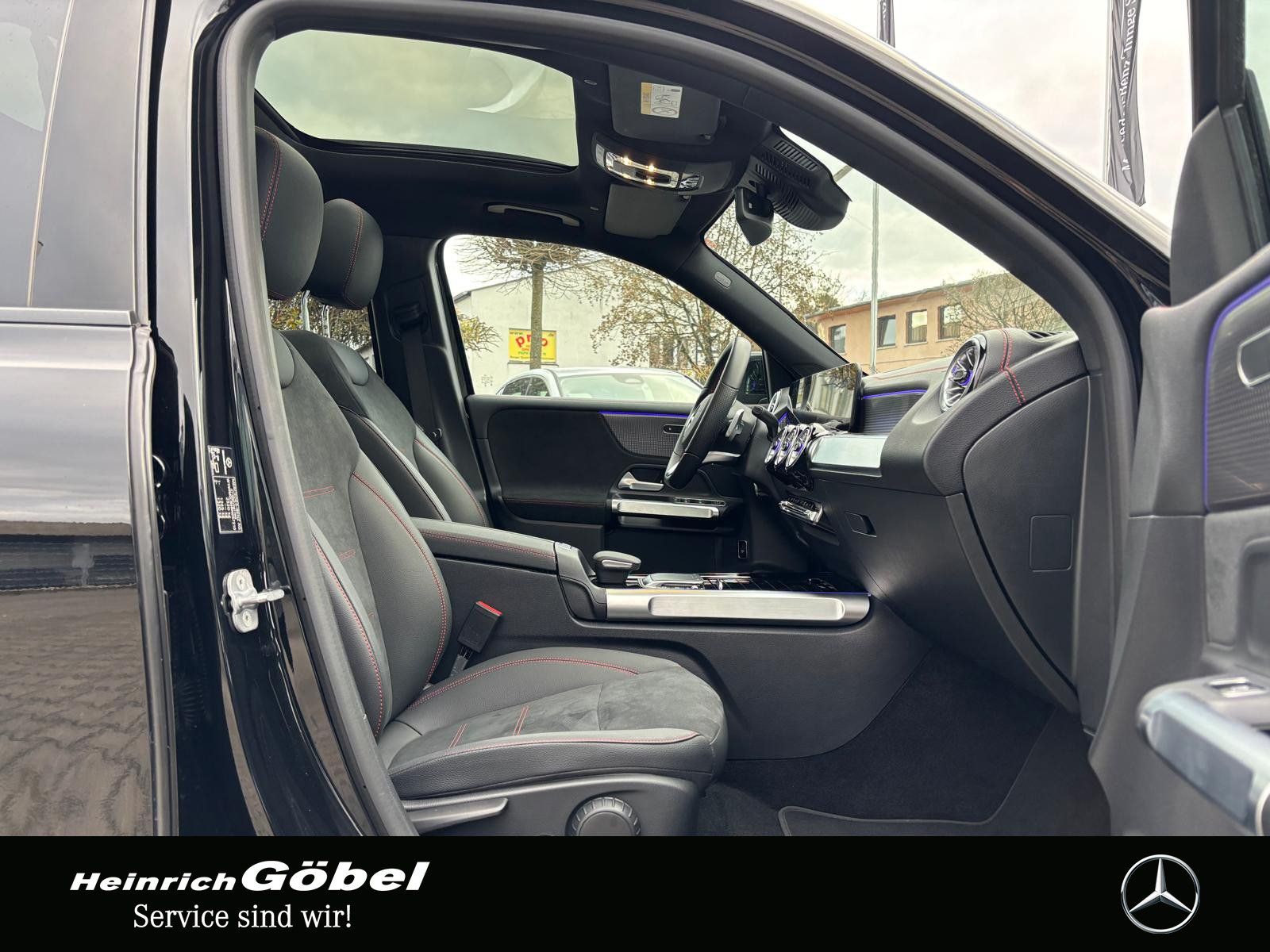 Fahrzeugabbildung Mercedes-Benz EQB 250+ AMG*PANO*HUD*KAMERA*AMBIENTEBELEUCHTUNG