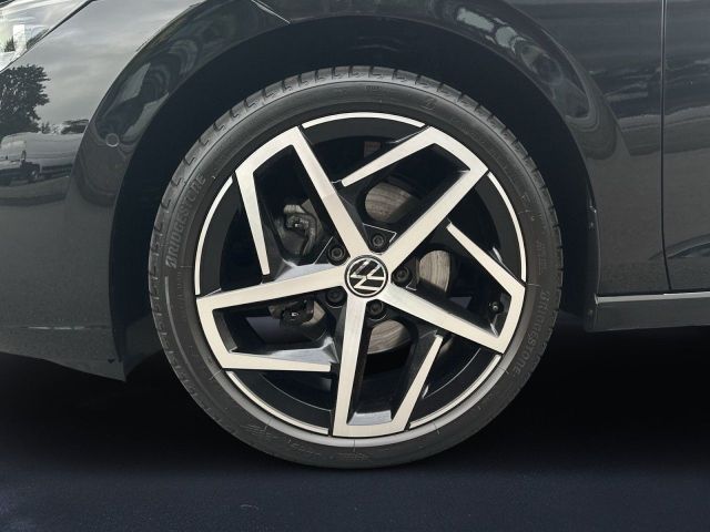 Golf VIII 1.5 TSI Style Busi-Pre. NAVI-PRO 18"AL