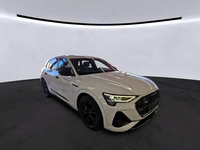 Fahrzeugabbildung Audi e-tron 55 S line black quattro B&O Navi Matrix
