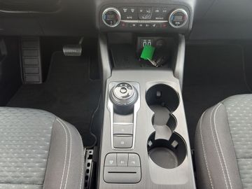 Ford Kuga - 12