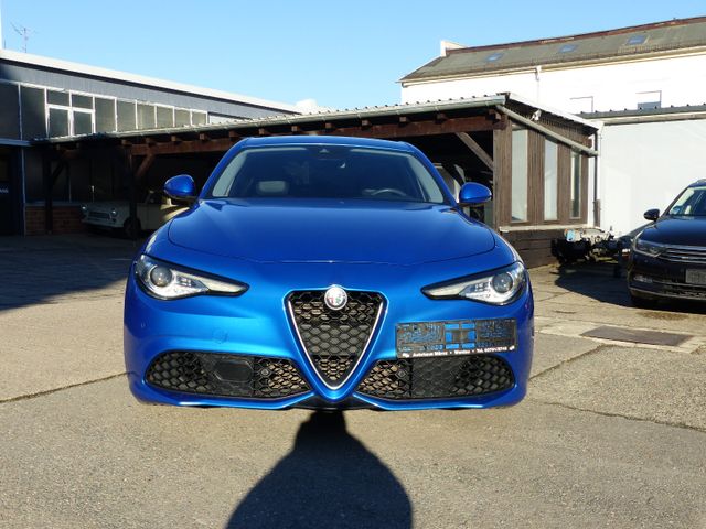 Alfa Romeo Giulia Veloce Q4 Allrad  Xenon, Leder, Navi