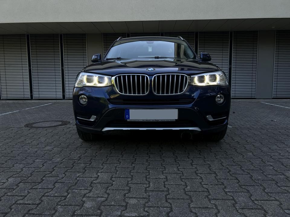 BMW X3 xDrive20d xLine Head-Up Xenon Keyless-Go