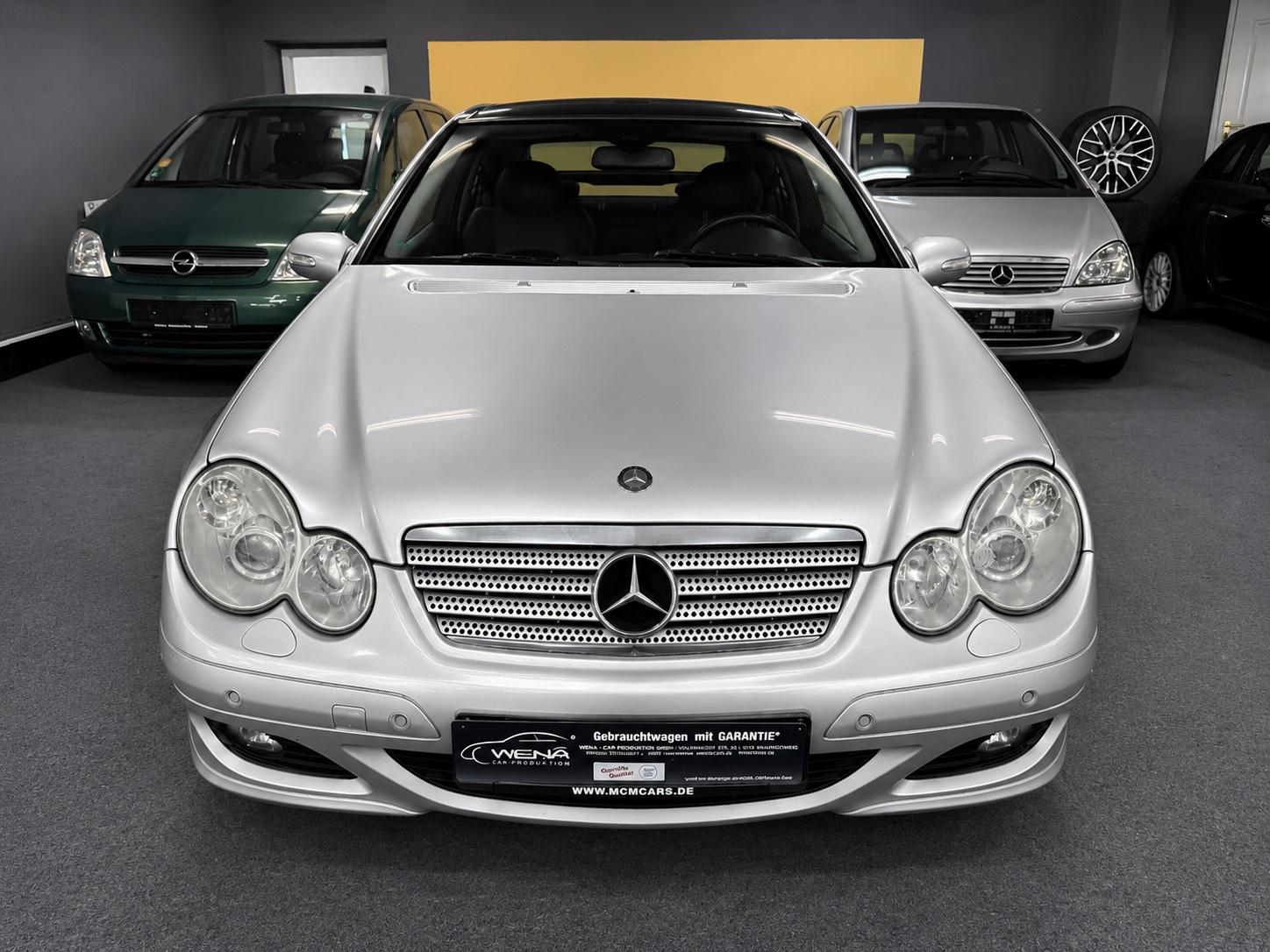 Mercedes-Benz C 180 Sportcoupe Kompressor Panoramadach