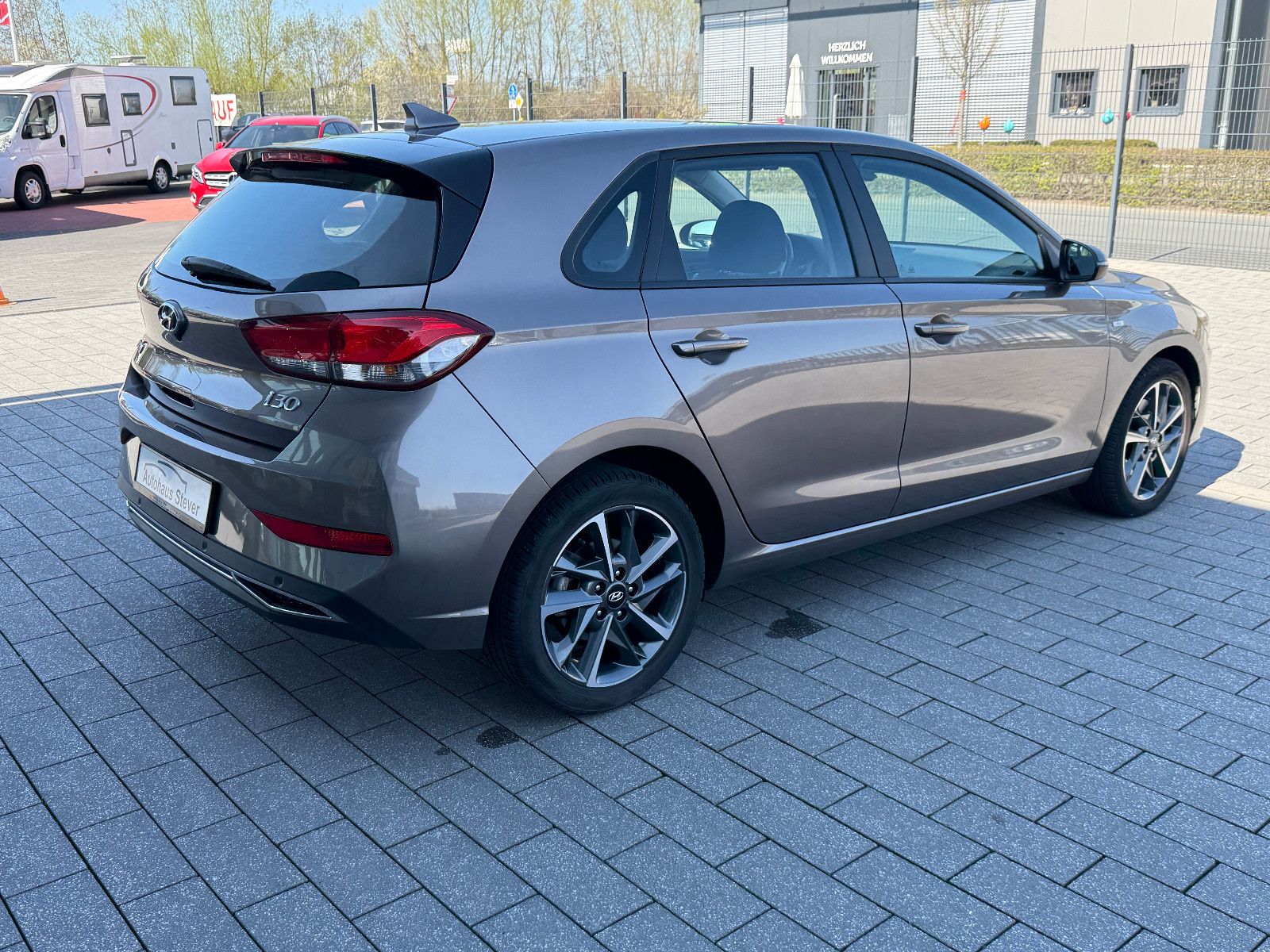 Fahrzeugabbildung Hyundai i30 Trend Mild-Hybr.48V NAVI CAM KLIMA ALLWETTER