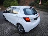 Toyota Yaris 1.33 2 Hand Klima Rückfahrkamera - Toyota Yaris Gebrauchtwagen in Solingen