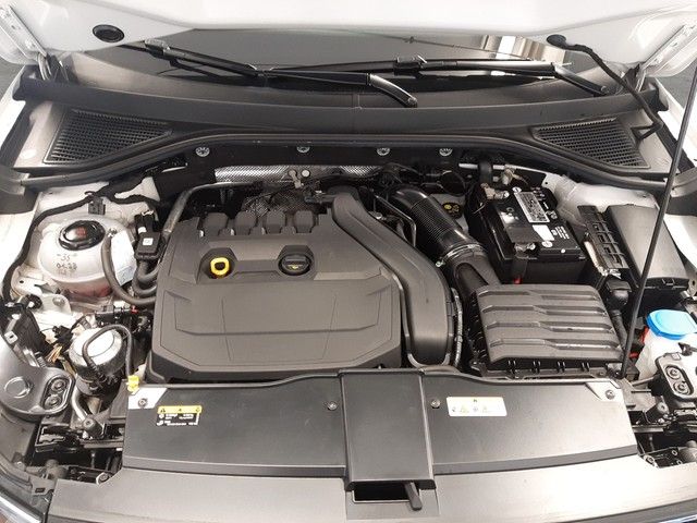 Fahrzeugabbildung Volkswagen T-Roc Style 1.5TSI Navi LED Kamera eleHeck 17"