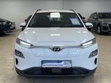 Hyundai Kona Trend Elektro 2WD*CarPlay*Navi*R-Cam*SOH100 - Hyundai KONA in Bonn