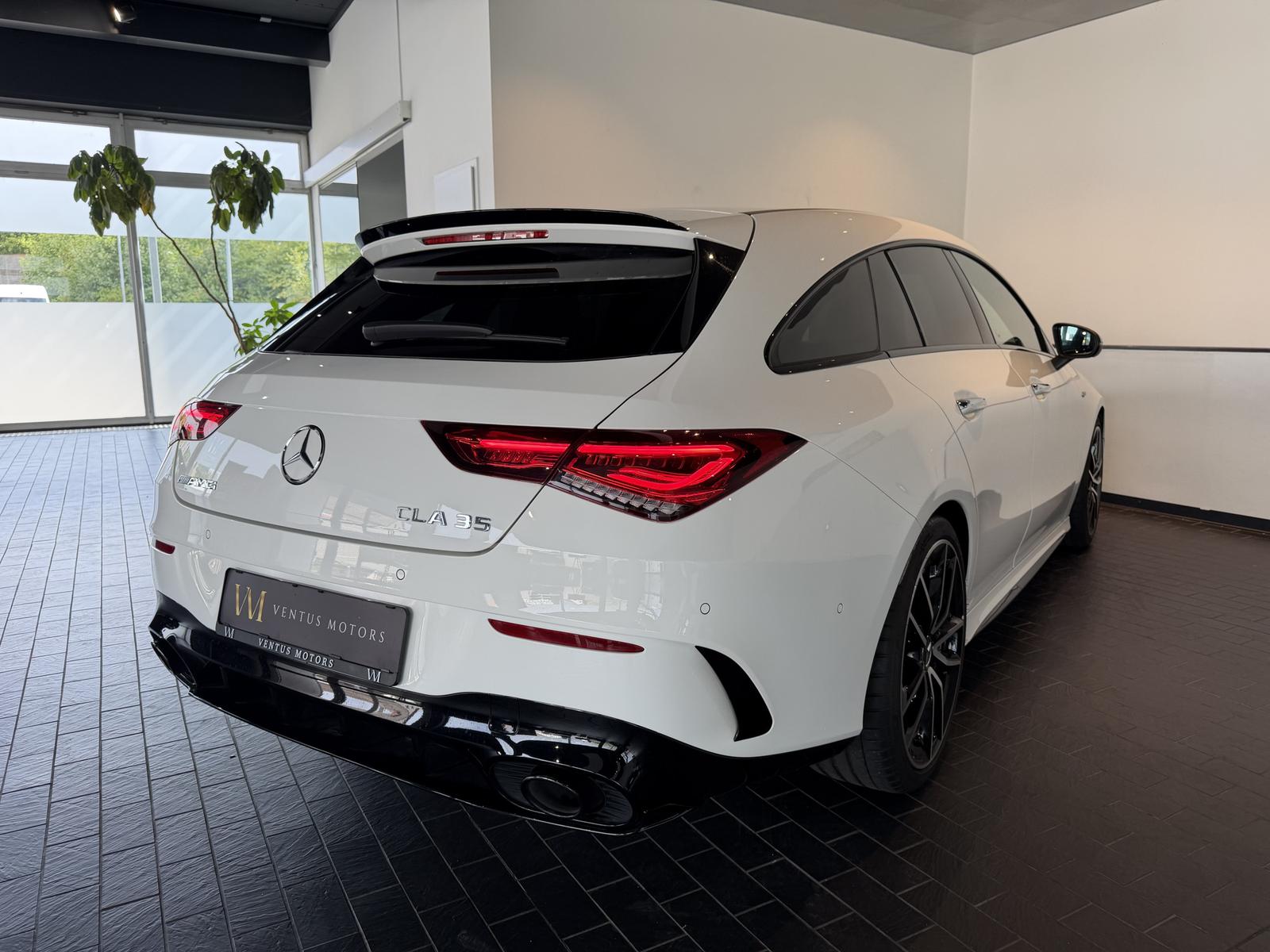 Mercedes-Benz CLA 35 AMG Shooting Brake Aero*HUD*Pano*Night*