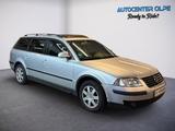 Volkswagen Passat Variant Comfortline**2.HAND-KLIMA-TÜV** - Volkswagen Passat Variant aus 2005