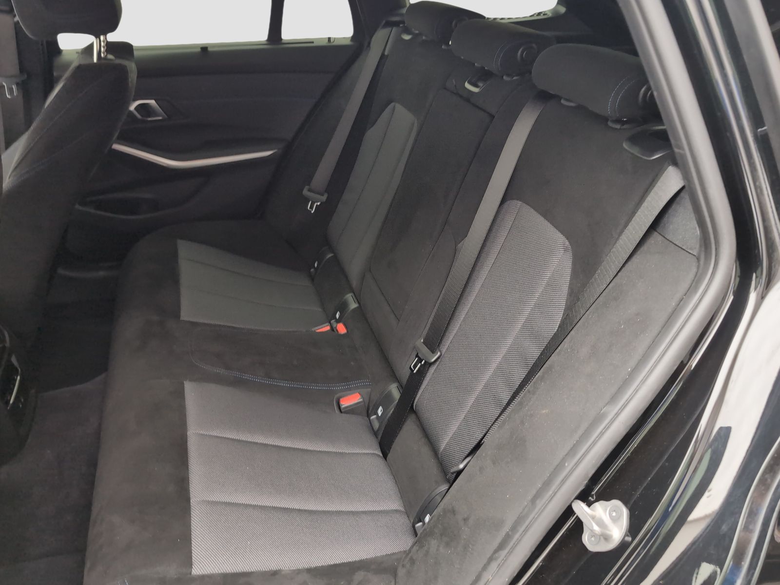 BMW 320 - Bild 9