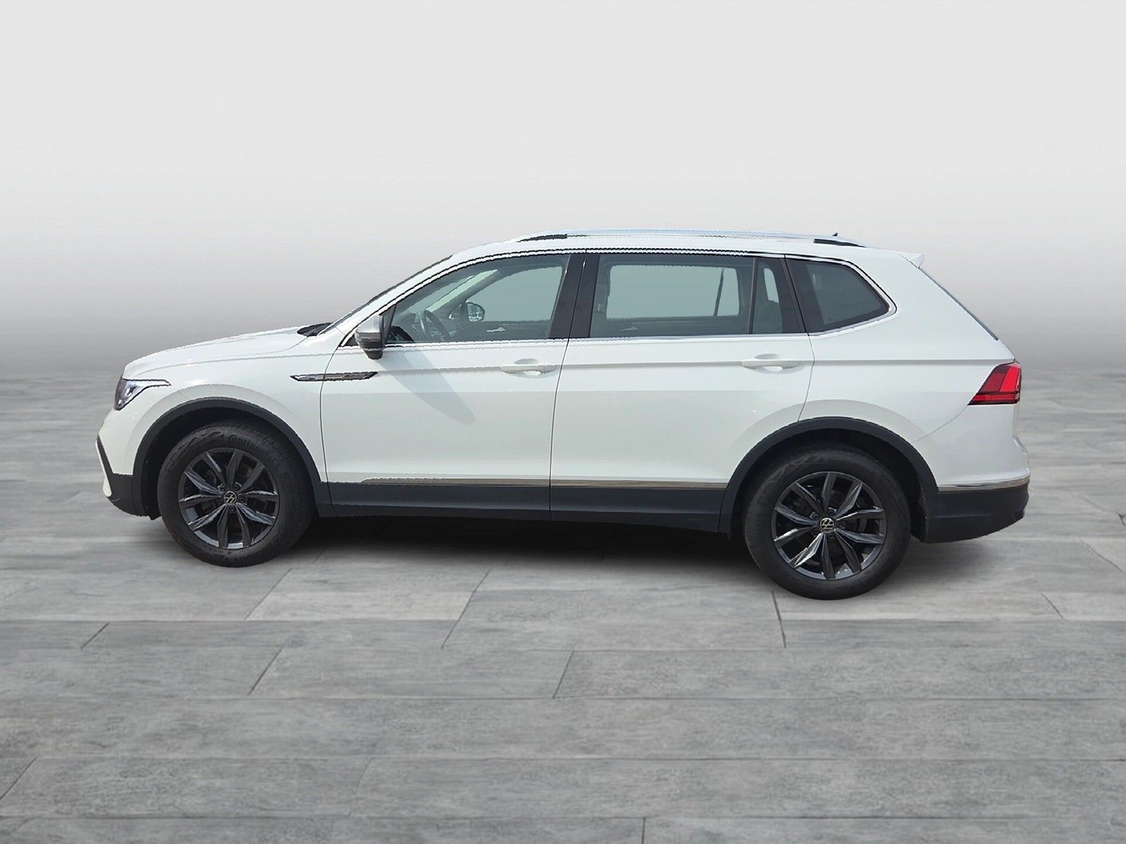 Fahrzeugabbildung Volkswagen Tiguan Allspace TSI Life DSG LED Navi ACC AHK Pa