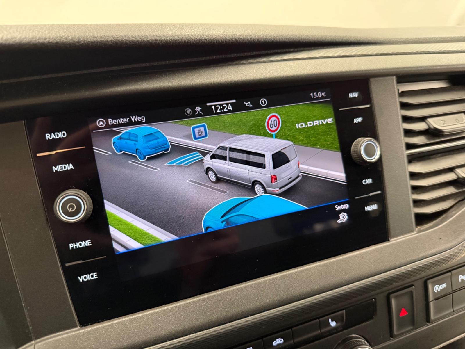 Volkswagen T6.1 Transporter DSG NAVI KLIMA ACC