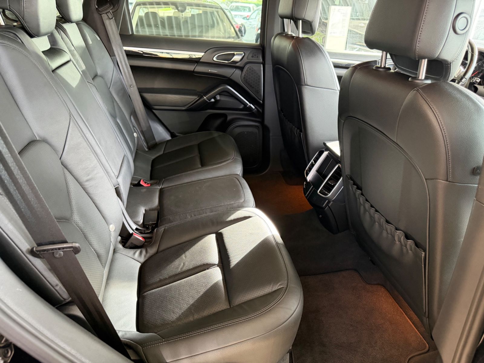 Fahrzeugabbildung Porsche Cayenne Diesel*1.Hand